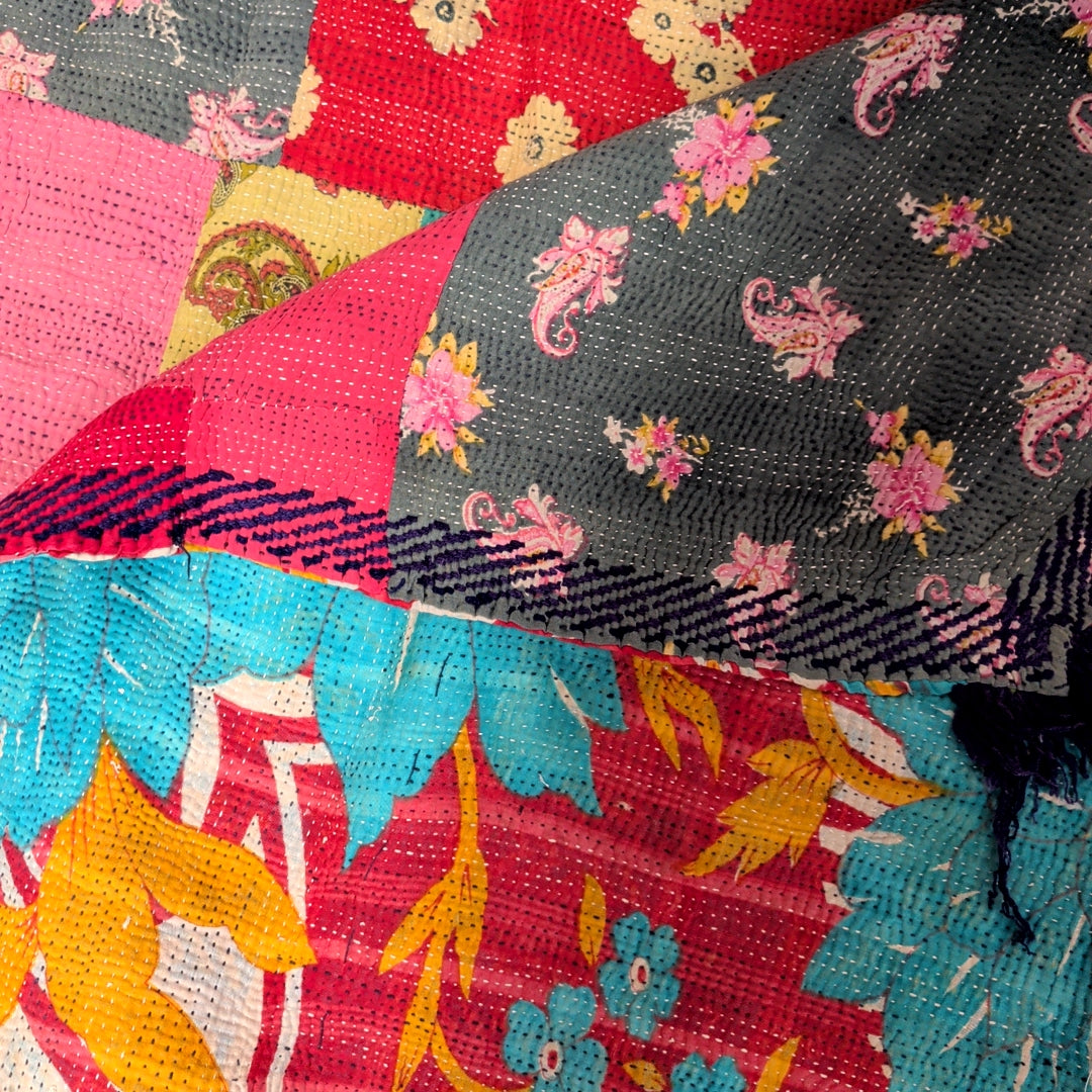 ヴィンテージカンタキルト ラリーキルト kantha ラグマット アジアンキルト #1252