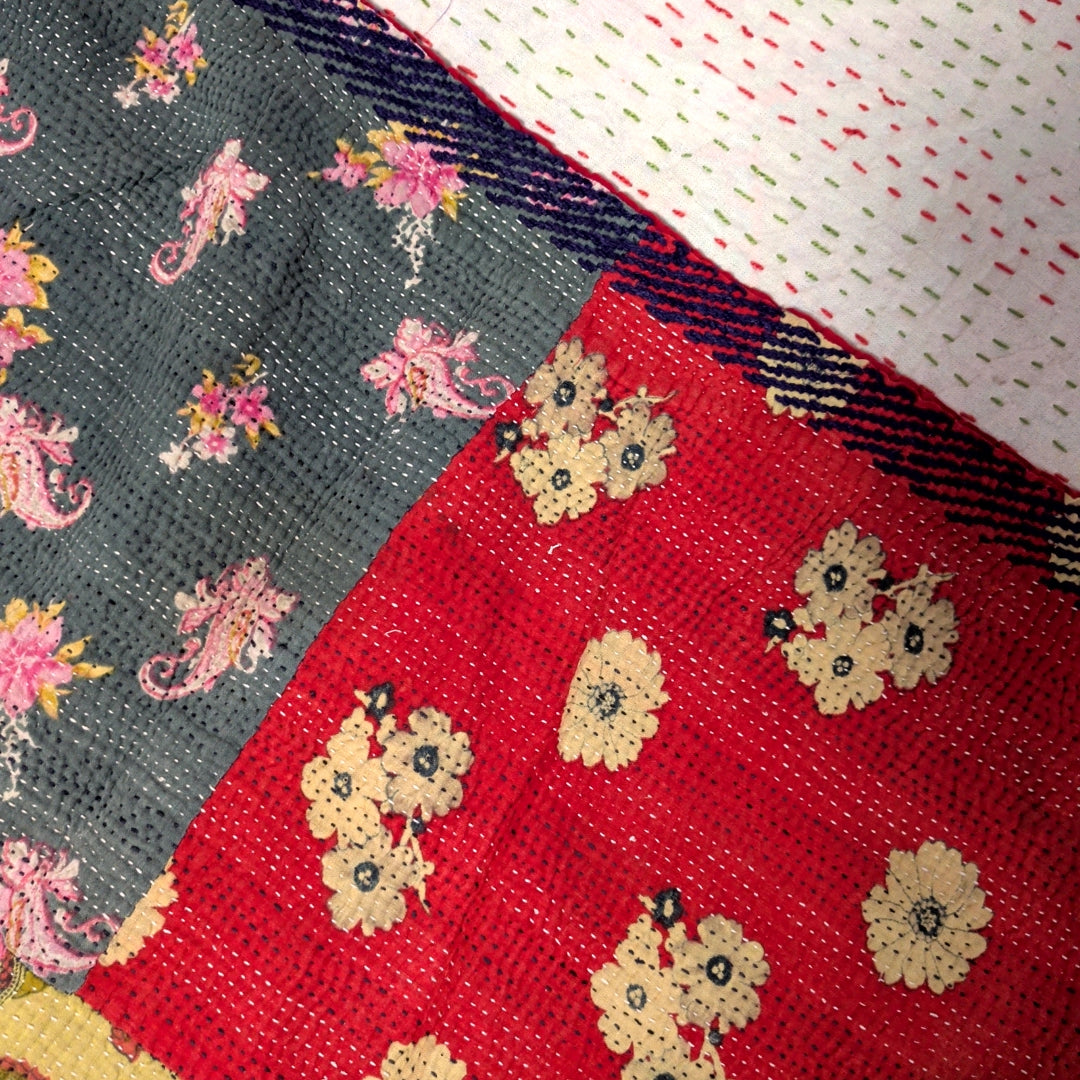 ヴィンテージカンタキルト ラリーキルト kantha ラグマット アジアンキルト #1252