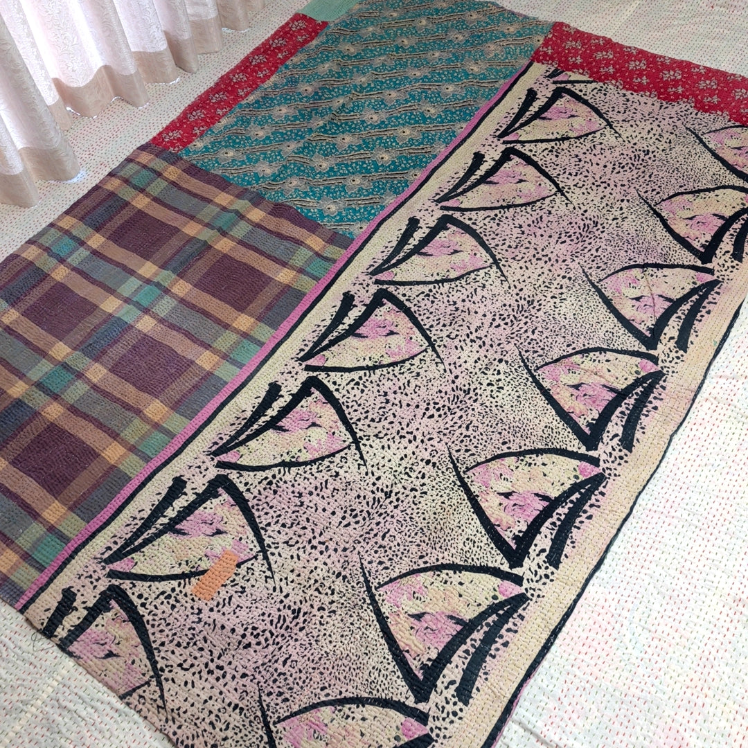 ヴィンテージカンタキルト ラリーキルト kantha ラグマット アジアンキルト #1254