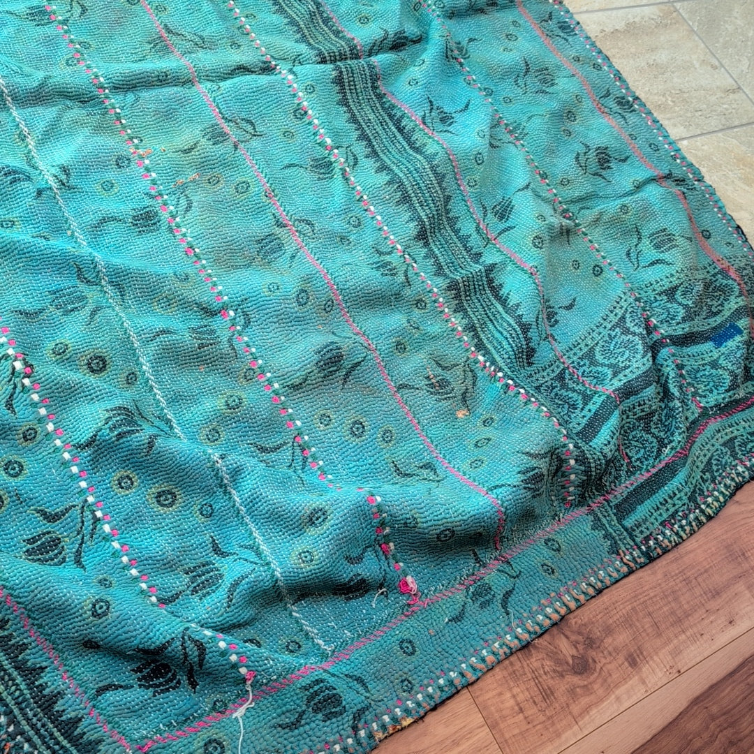 ヴィンテージ カンタキルト ラリーキルト カラフル刺繍 ハンドメイド生地にも インテリア #815