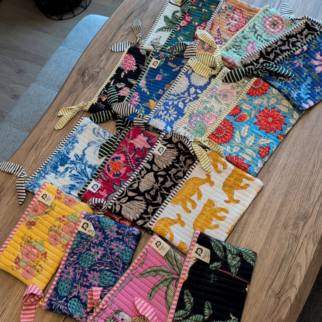 【M】手作りオリジナルフラットポーチ ハンドブロックプリント block print インド マザーズポーチにも
