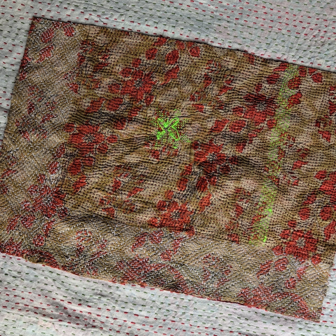 ヴィンテージカンタキルト生地|ラリーキルト|刺繍刺し子布|ハギレ カットクロス#1177