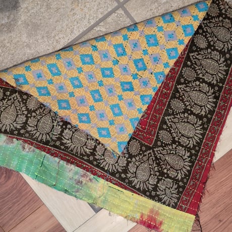 【ハギレ】ヴィンテージカンタキルト生地｜ラリーキルト｜ハンドメイド、布小物、カットハギレ