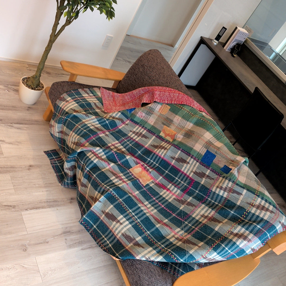 ヴィンテージカンタキルト ラリーキルト kantha ラグマット ［刺繍の庭園］#1161