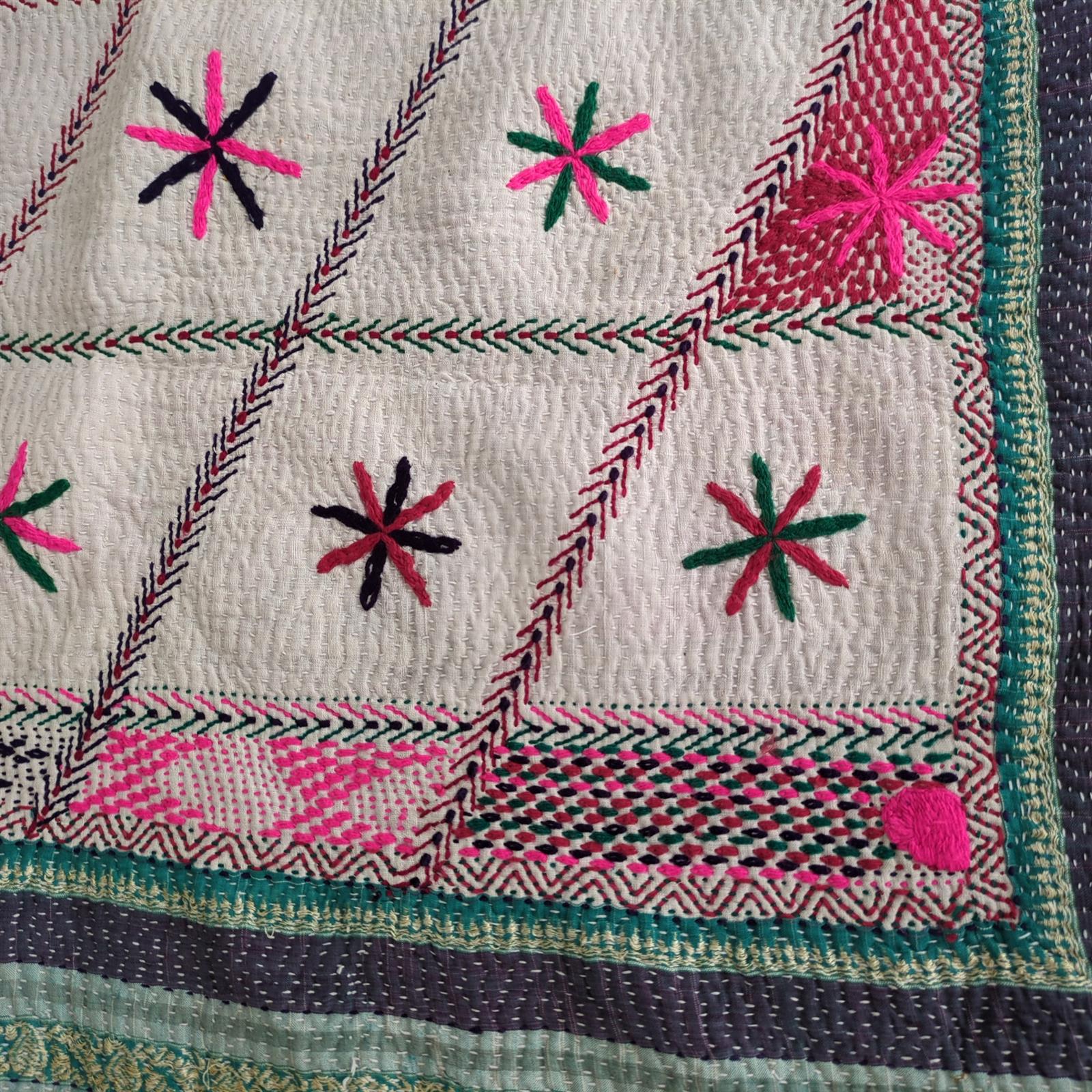 ヴィンテージ カンタキルト ラリーキルト 刺繍が可愛いカラフルお花 ソファカバー・マルチカバー #337