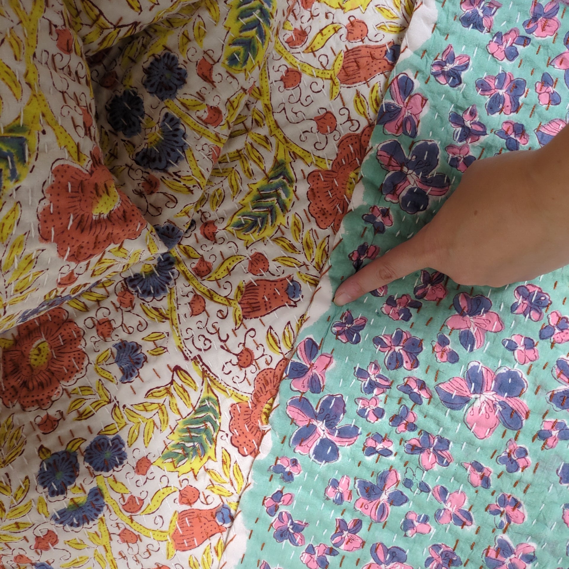 【L】 リバーシブル ブロックプリント カンタキルト 花柄 イエロー×グリーン ［もちもちした質感］ #402