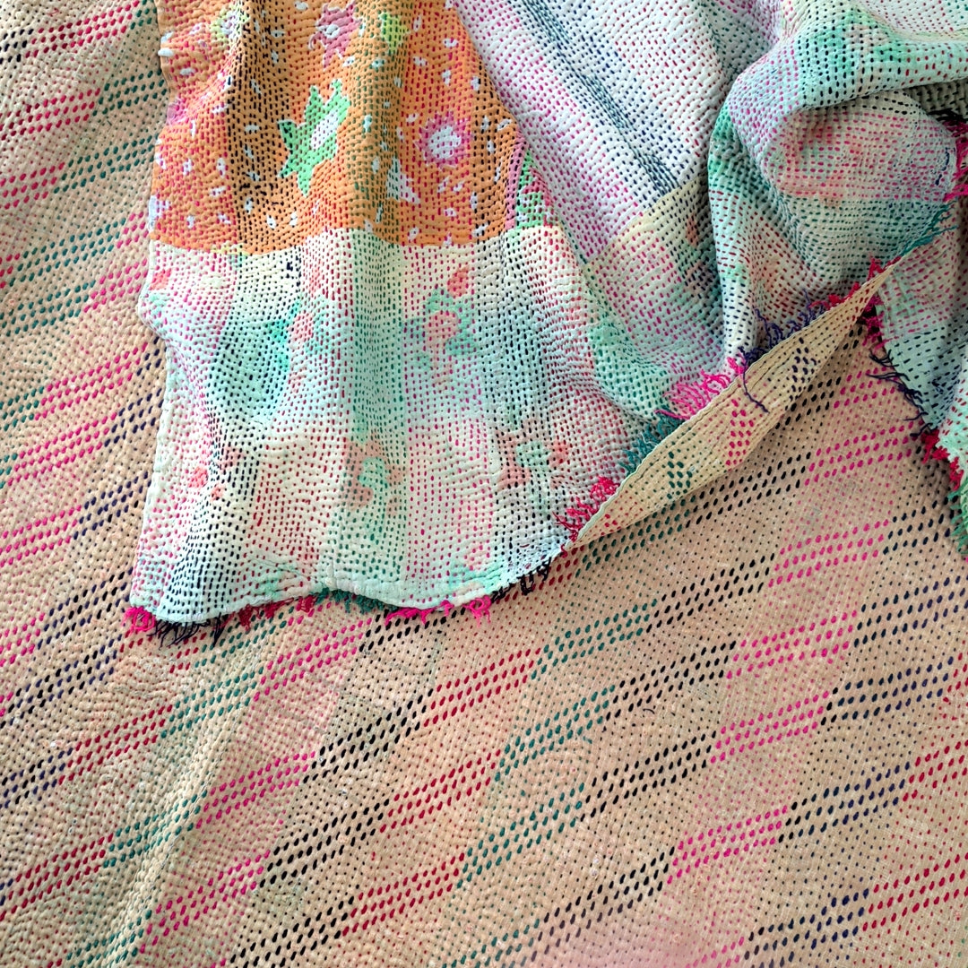 ヴィンテージカンタキルト ラリーキルト kantha ラグマット アジアンキルト　#1242