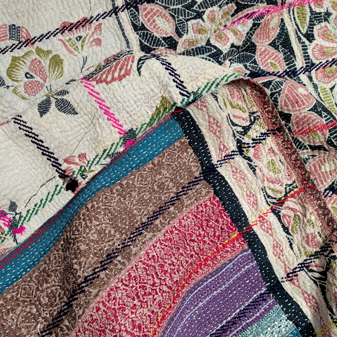 ヴィンテージカンタキルト ラリーキルト kantha ラグマット アジアンキルト　#1251