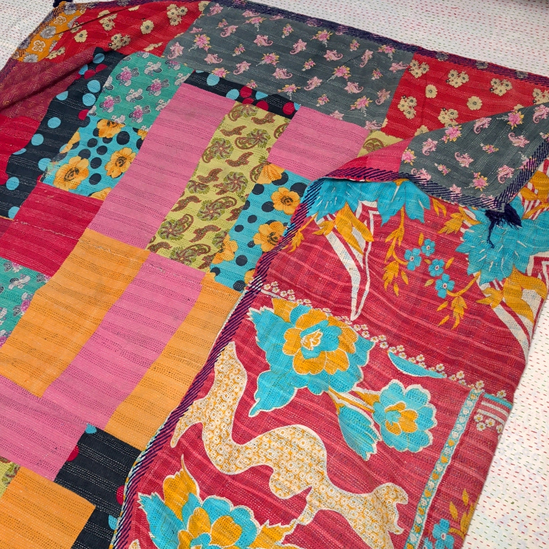 ヴィンテージカンタキルト ラリーキルト kantha ラグマット アジアンキルト　#1252