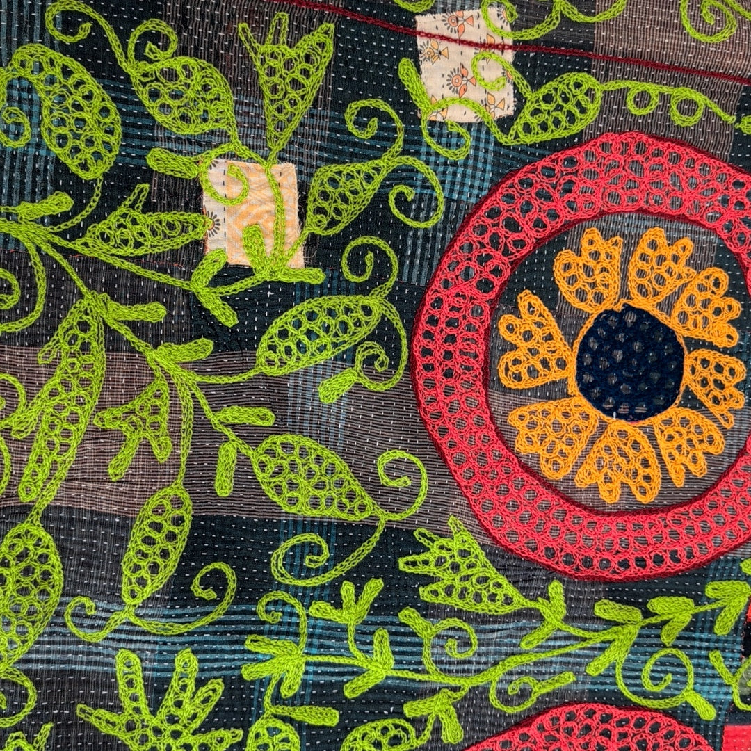 「L」大輪の花グリーン スザニ刺繍 刺子布 ソファカバー ヴィンテージ カンタキルト ラリーキルト #877