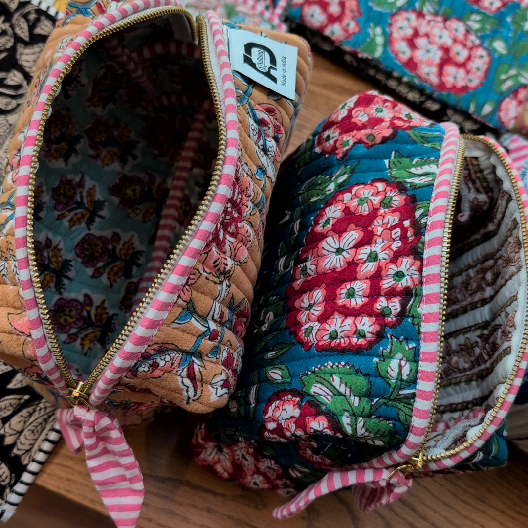 【L】オリジナルビッグポーチ ハンドブロックプリント　block print インド　Handmade  ママポーチにも