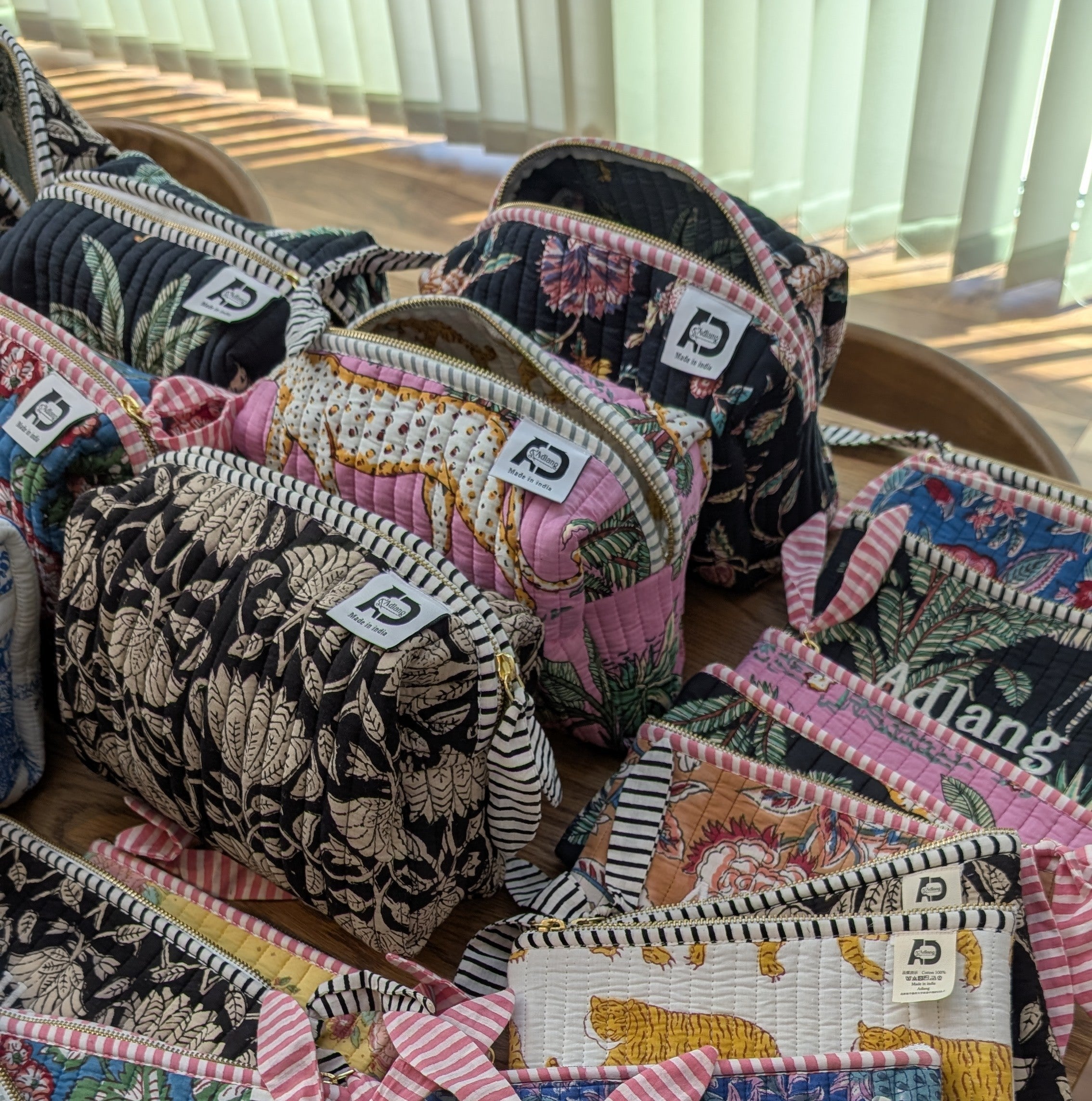 【L】オリジナルビッグポーチ ハンドブロックプリント　block print インド　Handmade  ママポーチにも