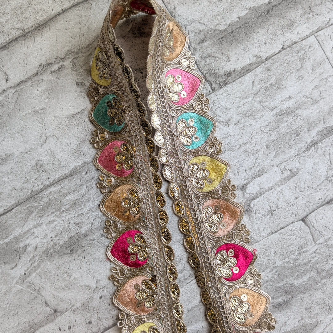 【中幅】インド刺繍リボン Handmade｜手作り｜インドハンドメイド素材、布小物　＃9000