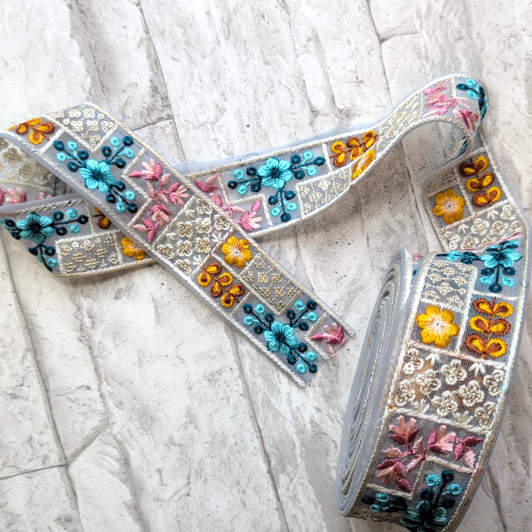 【中幅】インド刺繍リボン Handmade｜手作り｜インドハンドメイド素材、布小物 ＃9011
