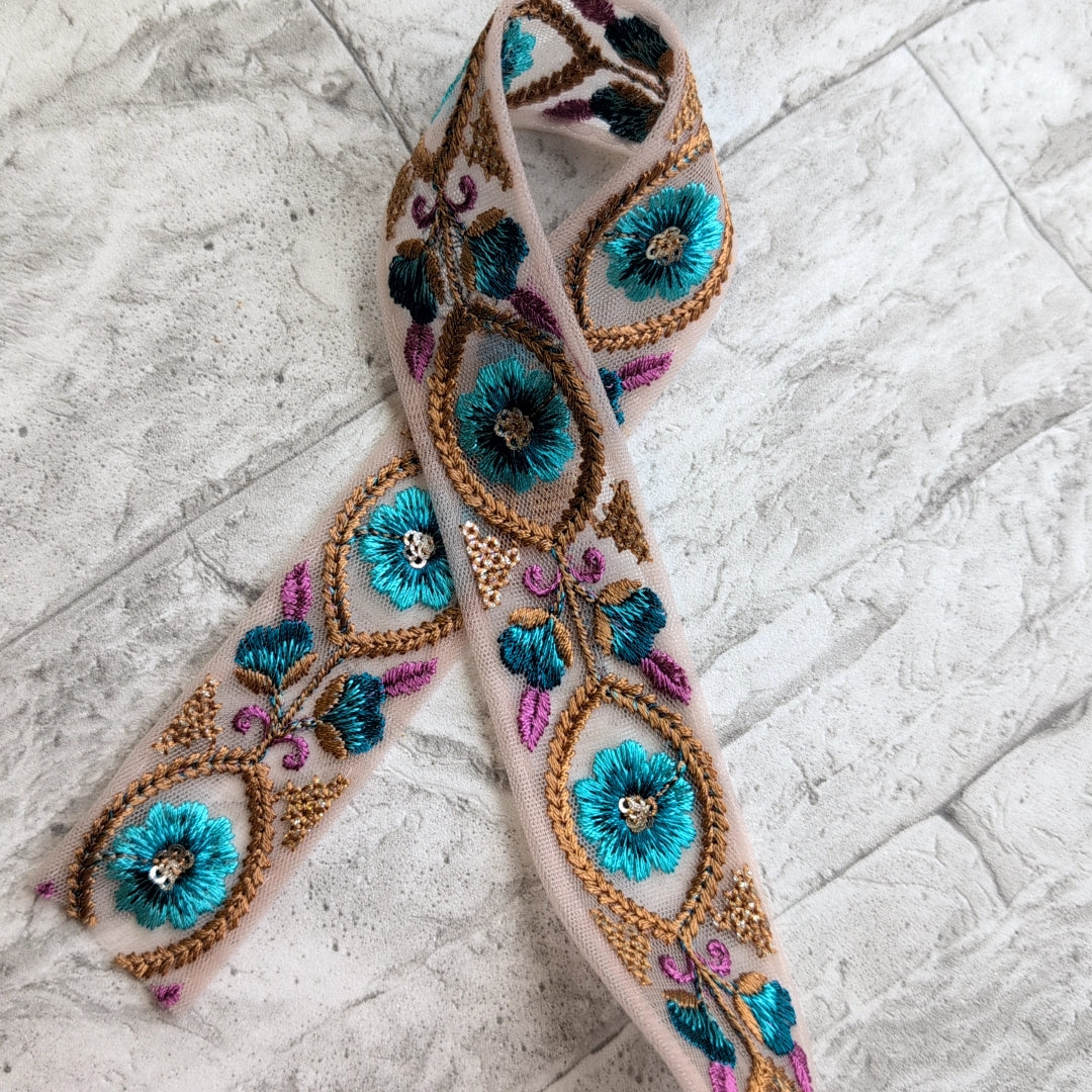 【細幅】インド刺繍リボン Handmade｜手作り｜インドハンドメイド素材、布小物 ＃9002