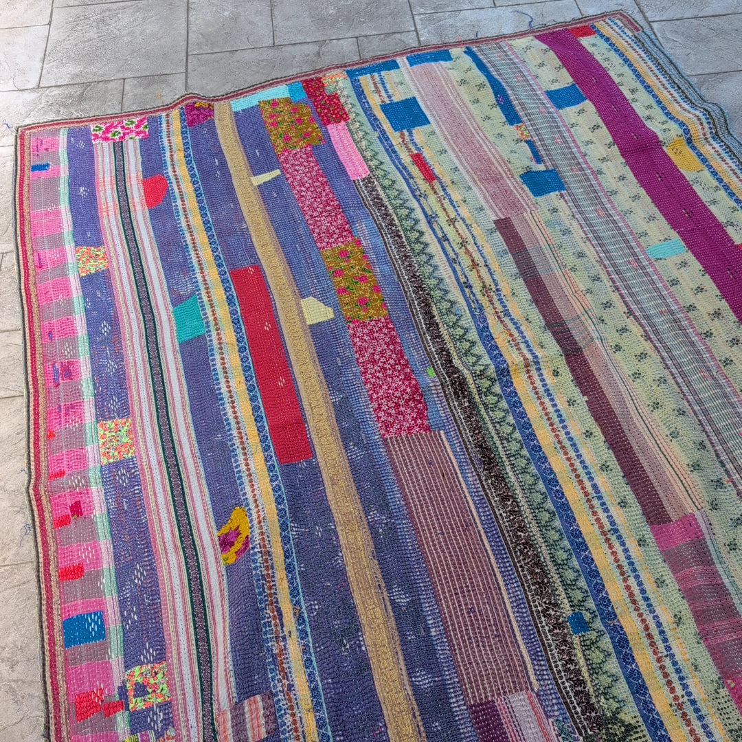 ヴィンテージカンタキルト ラリーキルト kantha ラグマット ［賑やかパレード］#1138