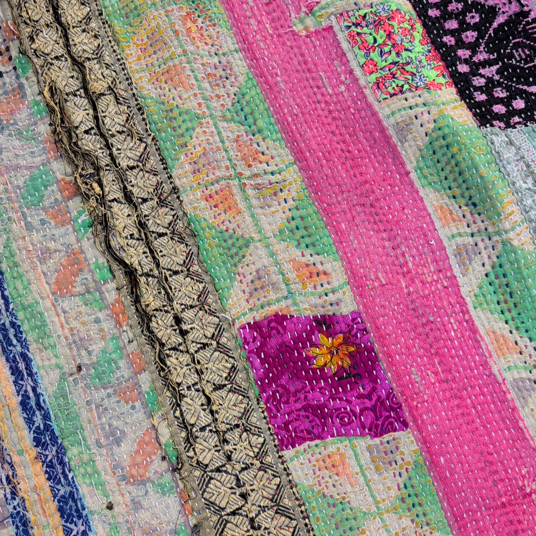 ヴィンテージカンタキルト ラリーキルト kantha ラグマット ［賑やかパレード］#1138