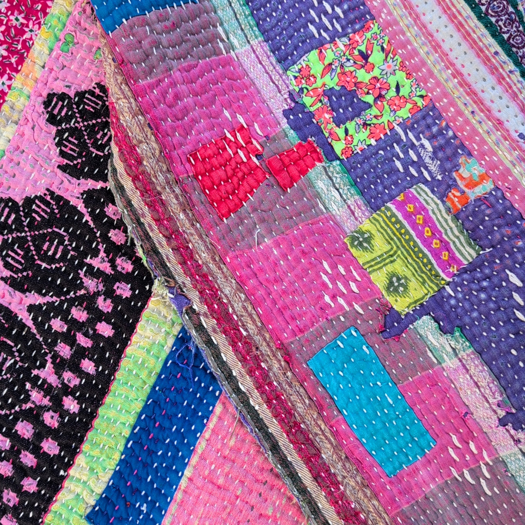 ヴィンテージカンタキルト ラリーキルト kantha ラグマット ［賑やかパレード］#1138