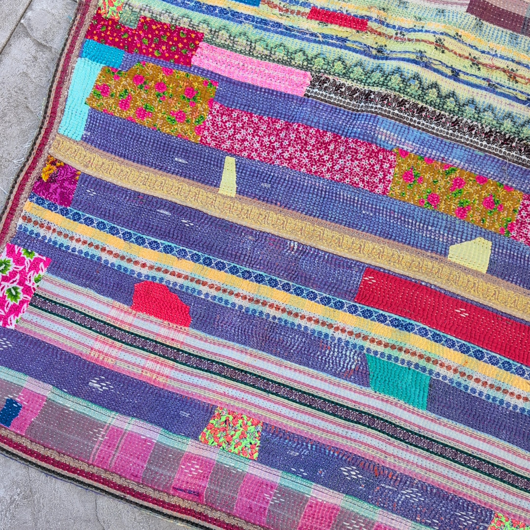 ヴィンテージカンタキルト ラリーキルト kantha ラグマット ［賑やかパレード］#1138