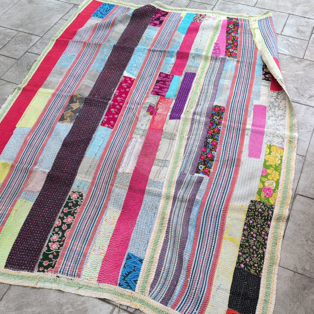 ヴィンテージカンタキルト ラリーキルト kantha ラグマット  ビンテージキルト［カラフルロード］#1140