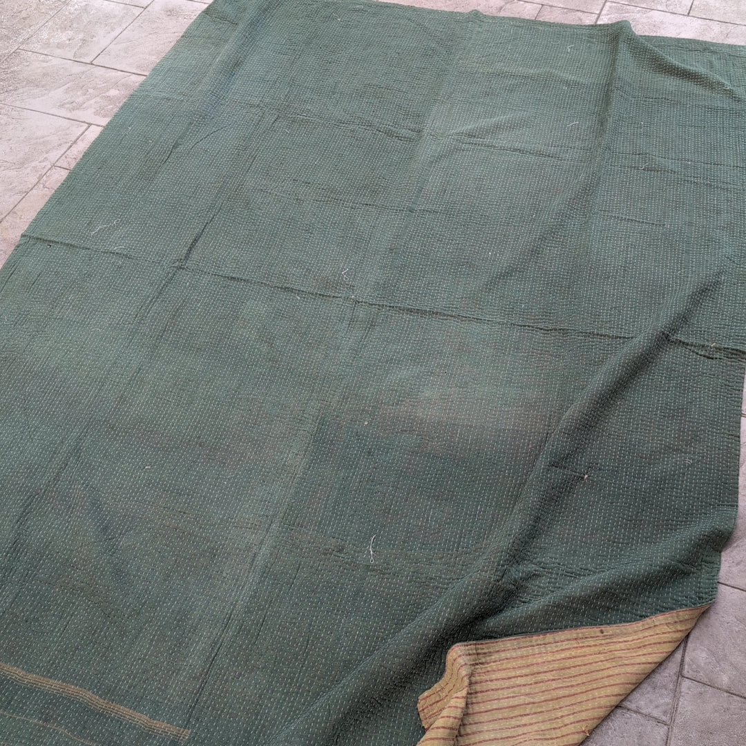 ヴィンテージカンタキルト ラリーキルト kantha ブランケット　生地 ［ヴィンテージグリーン］#1141