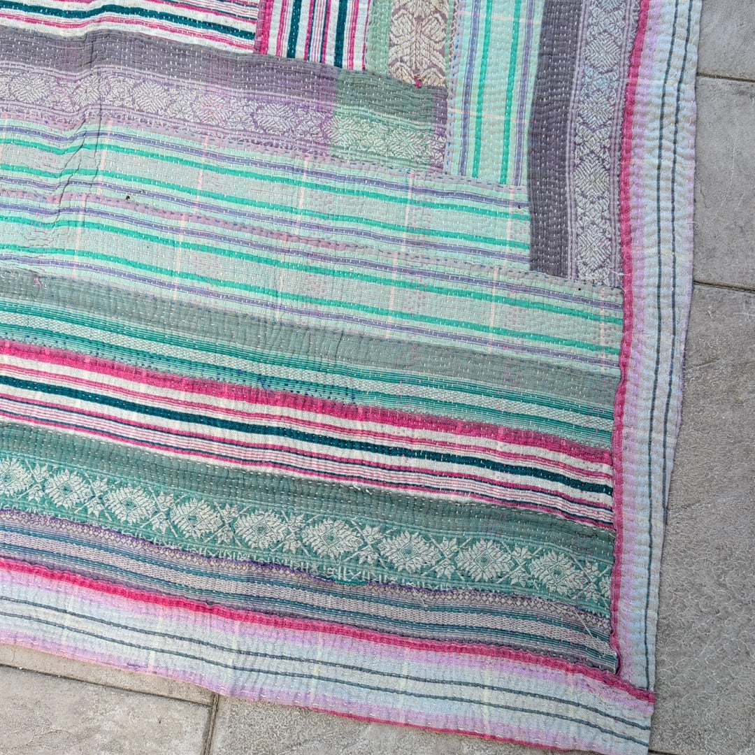 ヴィンテージカンタキルト ラリーキルト kantha ビンテージキルト 刺子布 ［雨上がりのあじさい］#1145