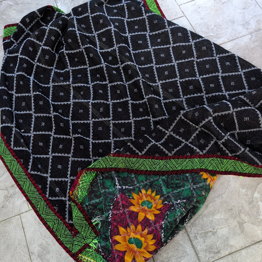 ヴィンテージカンタキルト ラリーキルト kantha 刺繍縫製 刺子布 ［真夜中の祈り華］#1156