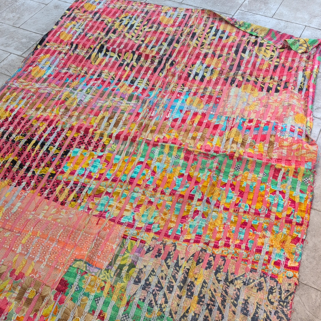 ヴィンテージカンタキルト ラリーキルト kantha ヴィンテージキルト ［しましまサーモンピンク］#1157