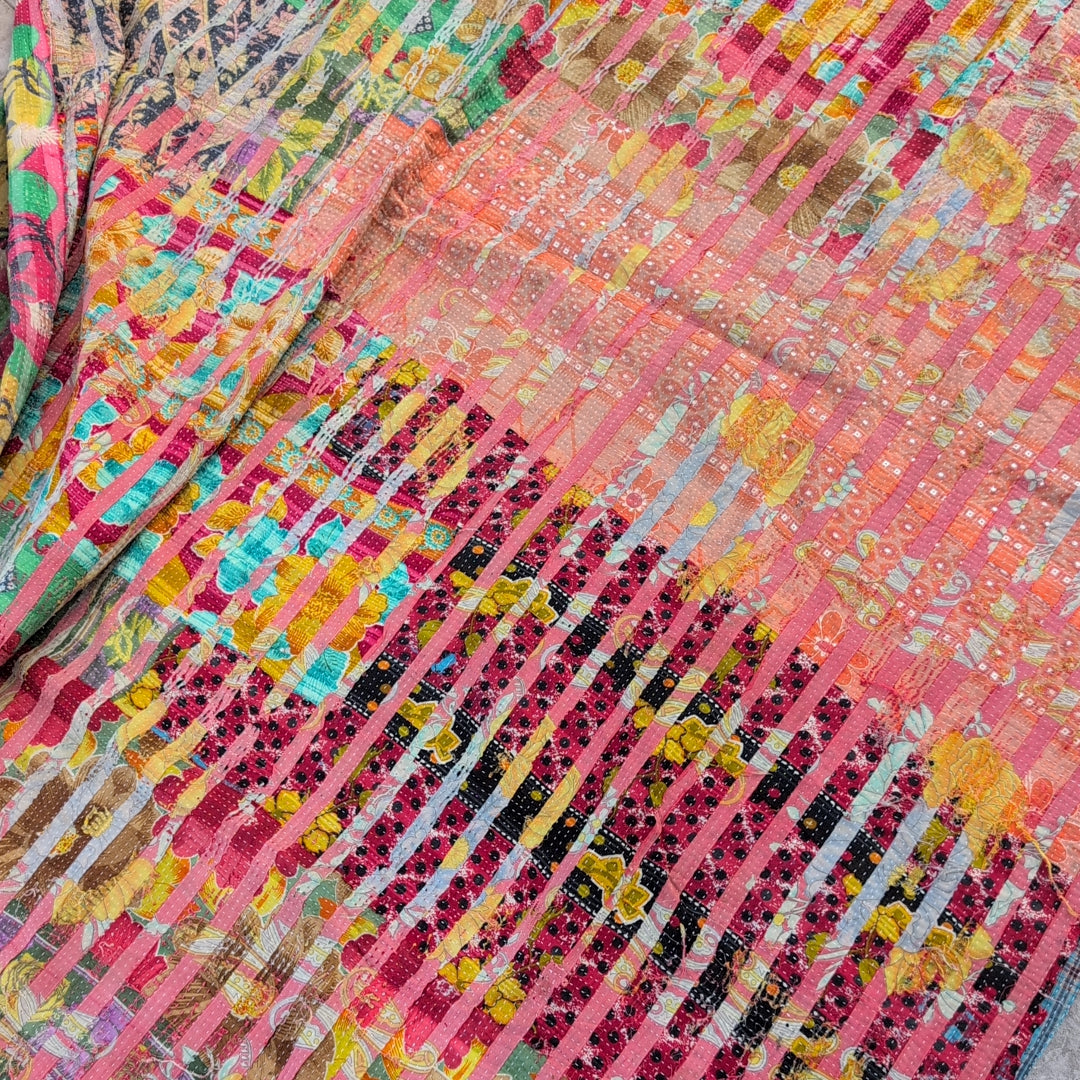 ヴィンテージカンタキルト ラリーキルト kantha ヴィンテージキルト ［しましまサーモンピンク］#1157