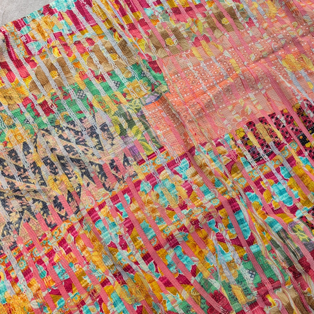 ヴィンテージカンタキルト ラリーキルト kantha ヴィンテージキルト ［しましまサーモンピンク］#1157